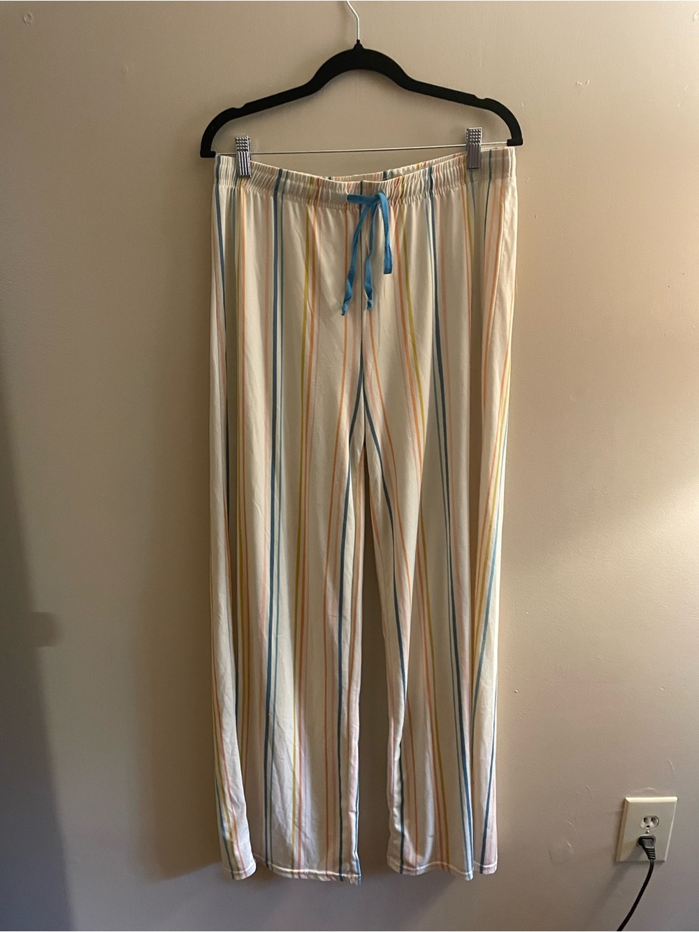 New Strello Lazy Daisy Striped Lounge Pants L/XL Soft Pajama Pants